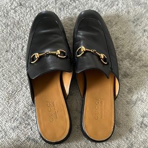 Gucci-Princetown black leather backless loafers